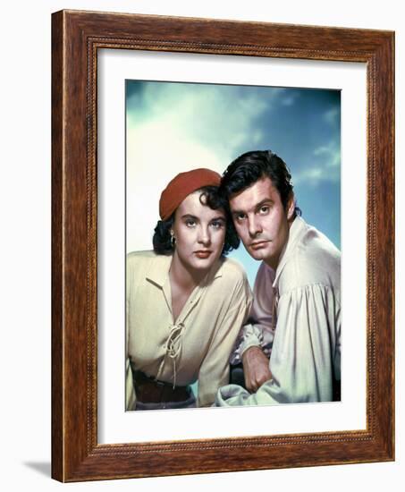 ANNE OF THE INDIES, 1951 directed by JACQUES TOURNEUR Jean Peters and Louis Jourdan (photo)-null-Framed Photo