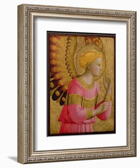 Annunciatory Angel, 1450-55 (Gold Leaf and Tempera on Wood Panel) (See also 139312)-Fra Angelico-Framed Giclee Print