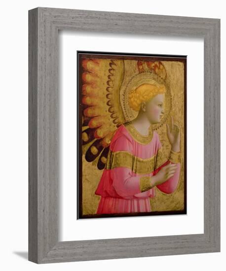 Annunciatory Angel, 1450-55 (Gold Leaf and Tempera on Wood Panel) (See also 139312)-Fra Angelico-Framed Giclee Print