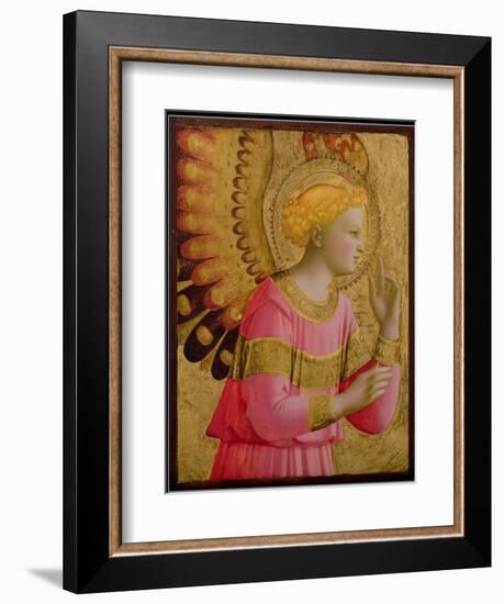 Annunciatory Angel, 1450-55 (Gold Leaf and Tempera on Wood Panel) (See also 139312)-Fra Angelico-Framed Giclee Print