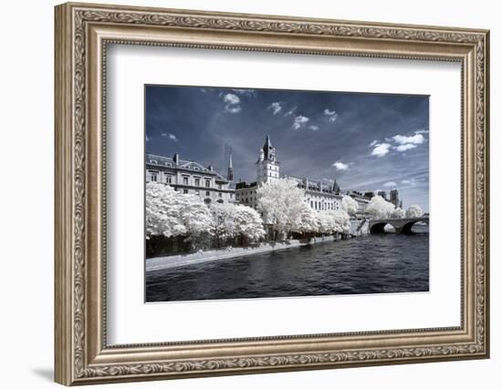 Another Look at Paris-Philippe Hugonnard-Framed Photographic Print