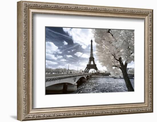 Another Look at Paris-Philippe Hugonnard-Framed Photographic Print