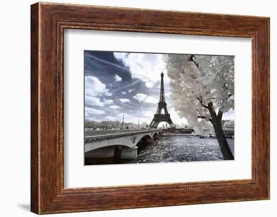 Another Look at Paris-Philippe Hugonnard-Framed Photographic Print