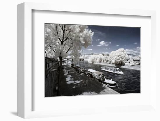 Another Look at Paris-Philippe Hugonnard-Framed Photographic Print