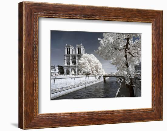 Another Look at Paris-Philippe Hugonnard-Framed Photographic Print