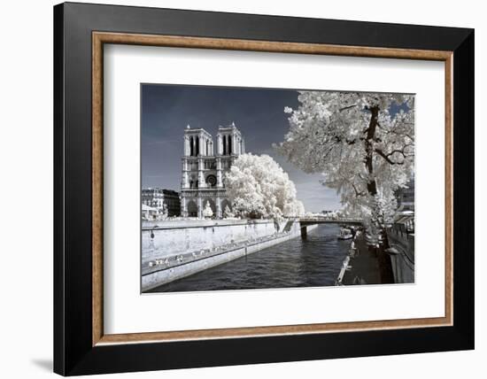 Another Look at Paris-Philippe Hugonnard-Framed Photographic Print