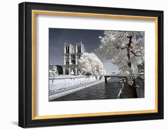 Another Look at Paris-Philippe Hugonnard-Framed Photographic Print