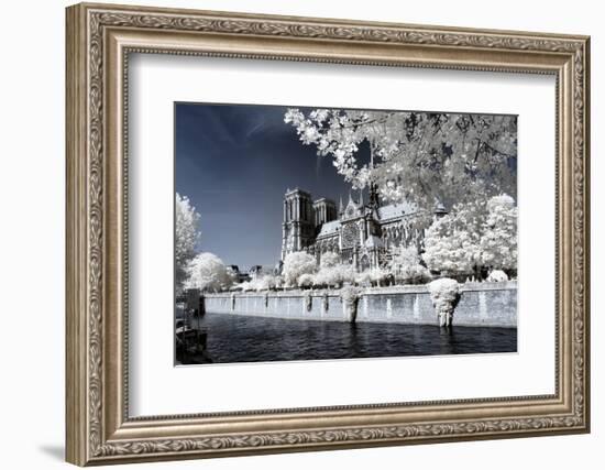 Another Look at Paris-Philippe Hugonnard-Framed Photographic Print