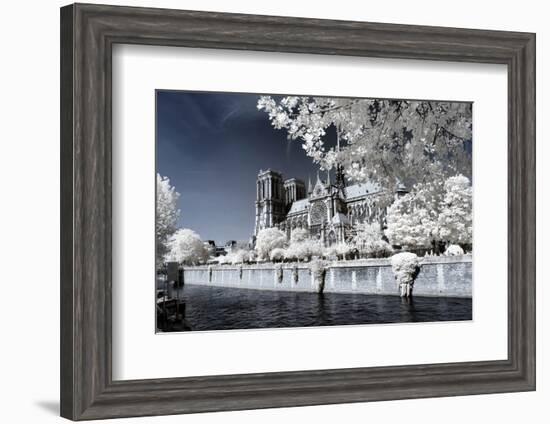 Another Look at Paris-Philippe Hugonnard-Framed Photographic Print