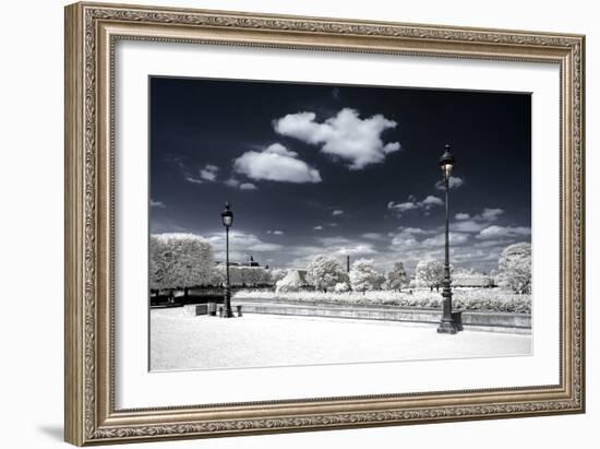 Another Look - Paris-Philippe Hugonnard-Framed Photographic Print