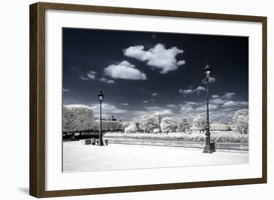 Another Look - Paris-Philippe Hugonnard-Framed Photographic Print