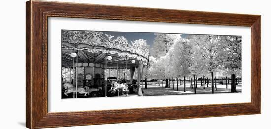 Another Look - Paris-Philippe Hugonnard-Framed Photographic Print