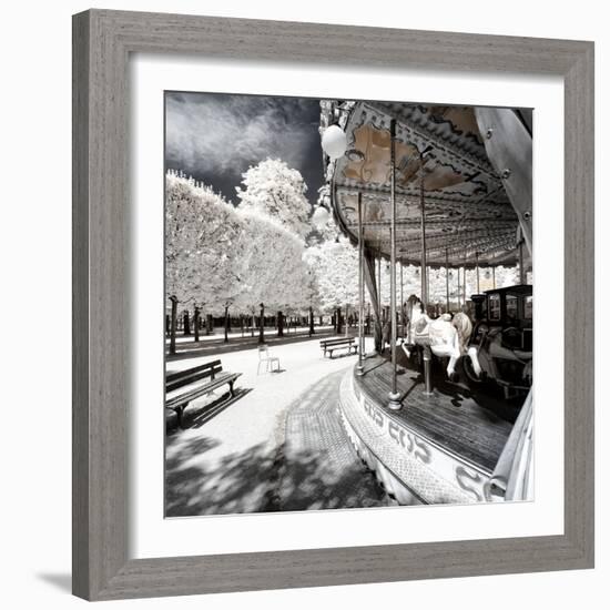 Another Look - Paris-Philippe Hugonnard-Framed Photographic Print