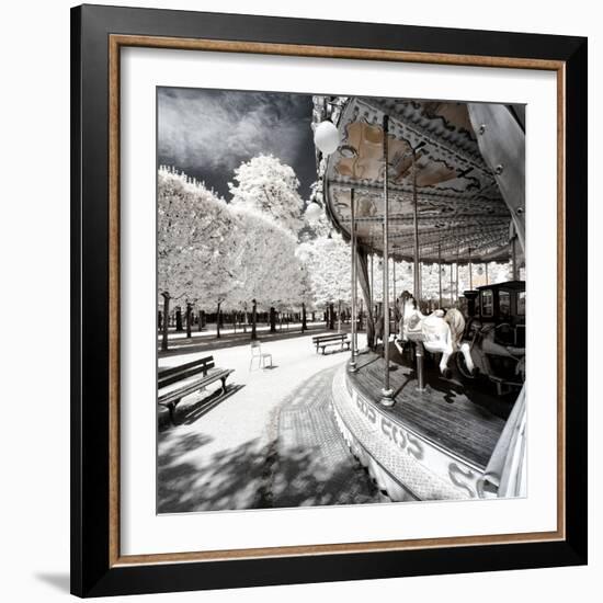 Another Look - Paris-Philippe Hugonnard-Framed Photographic Print