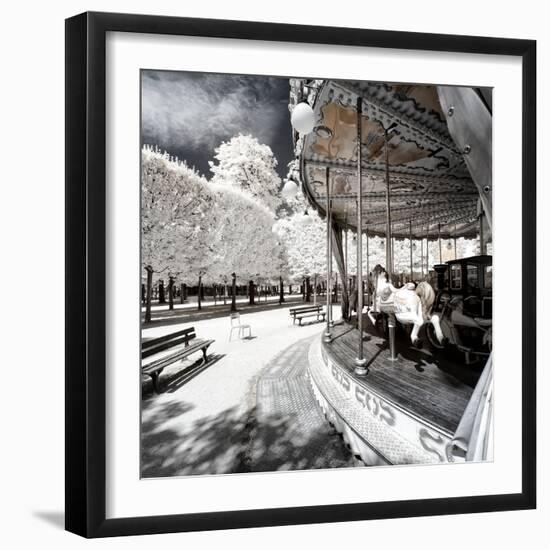 Another Look - Paris-Philippe Hugonnard-Framed Photographic Print