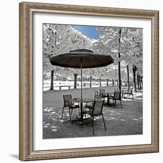 Another Look - Paris-Philippe Hugonnard-Framed Photographic Print