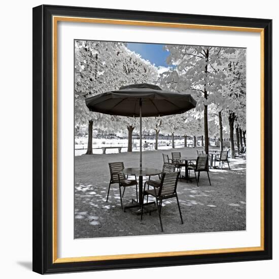 Another Look - Paris-Philippe Hugonnard-Framed Photographic Print