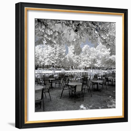 Another Look - Paris-Philippe Hugonnard-Framed Photographic Print