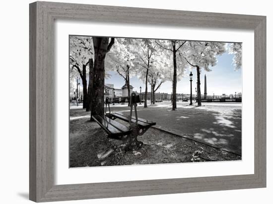 Another Look - Paris-Philippe Hugonnard-Framed Photographic Print