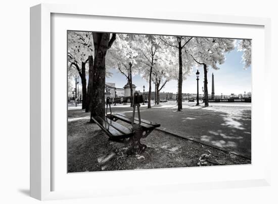 Another Look - Paris-Philippe Hugonnard-Framed Photographic Print