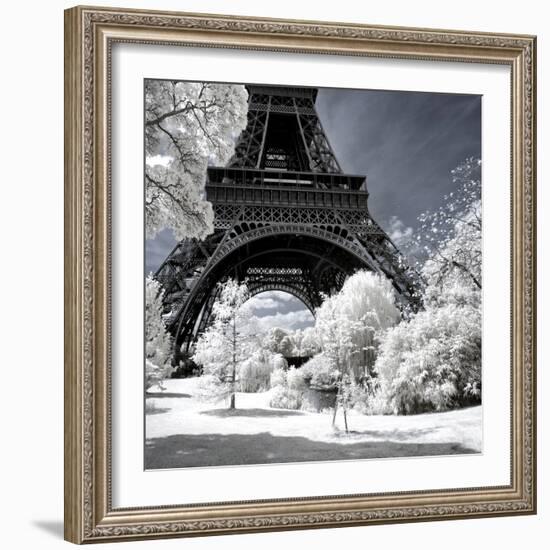 Another Look - Paris-Philippe Hugonnard-Framed Photographic Print