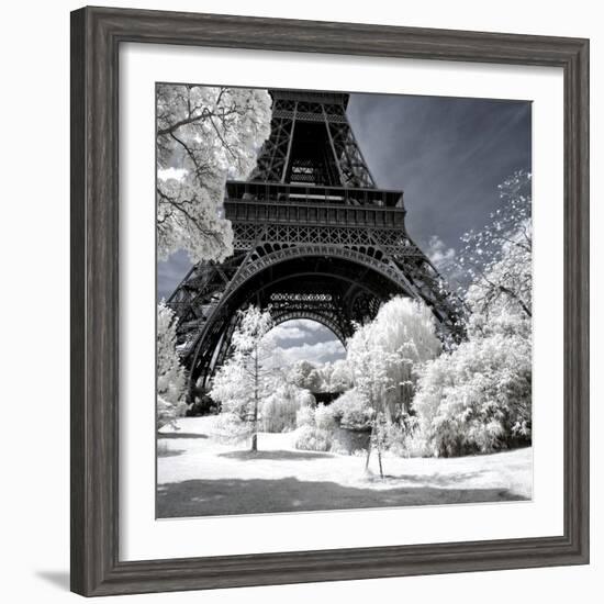 Another Look - Paris-Philippe Hugonnard-Framed Photographic Print