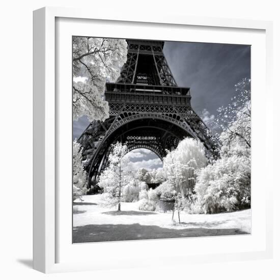 Another Look - Paris-Philippe Hugonnard-Framed Photographic Print