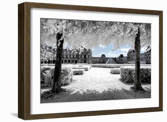 Another Look - Paris-Philippe Hugonnard-Framed Photographic Print