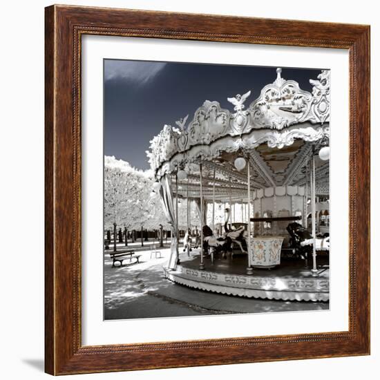 Another Look - Paris-Philippe Hugonnard-Framed Photographic Print