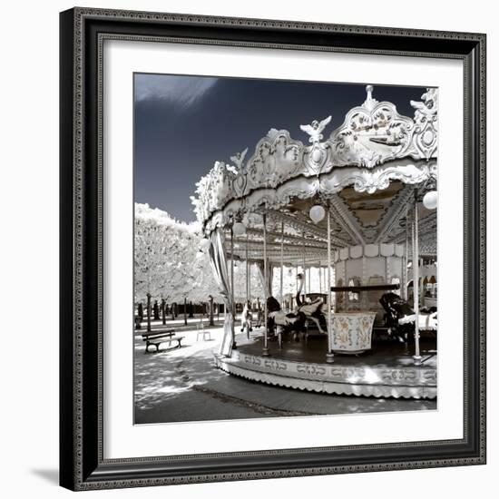 Another Look - Paris-Philippe Hugonnard-Framed Photographic Print