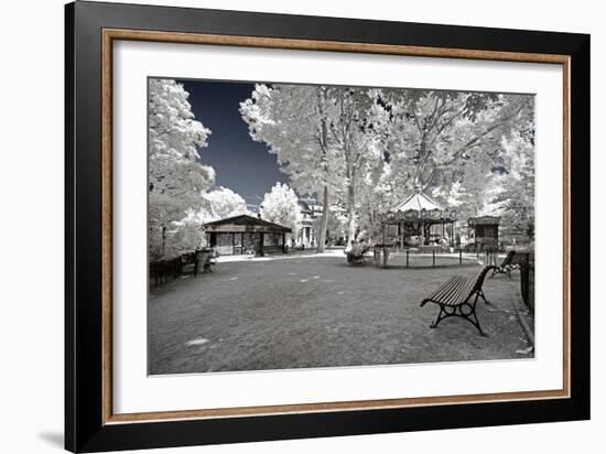 Another Look - Paris-Philippe Hugonnard-Framed Photographic Print