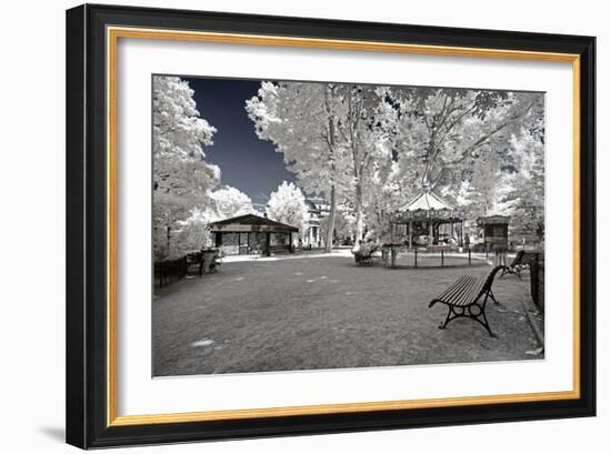 Another Look - Paris-Philippe Hugonnard-Framed Photographic Print