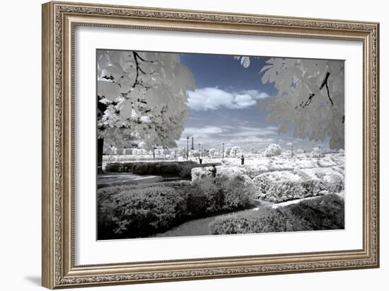 Another Look - Paris-Philippe Hugonnard-Framed Photographic Print