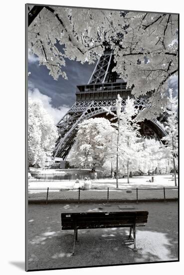 Another Look - Paris-Philippe Hugonnard-Mounted Photographic Print