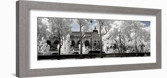 Another Look - Paris-Philippe Hugonnard-Framed Photographic Print