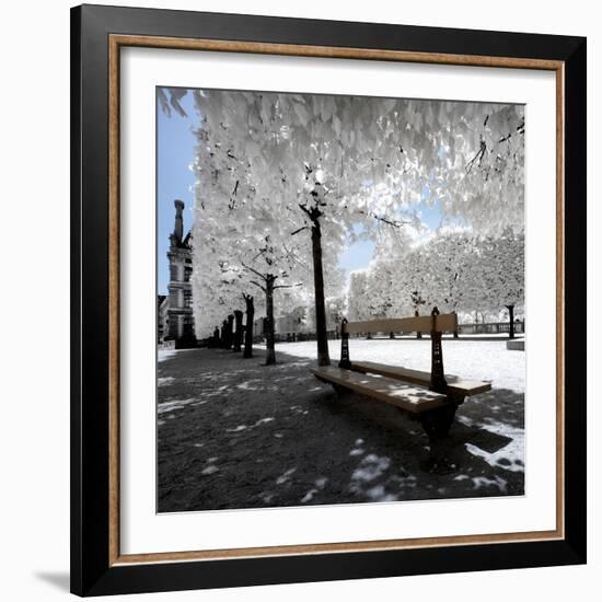 Another Look - Paris-Philippe Hugonnard-Framed Photographic Print