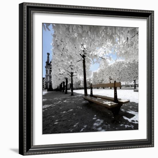 Another Look - Paris-Philippe Hugonnard-Framed Photographic Print