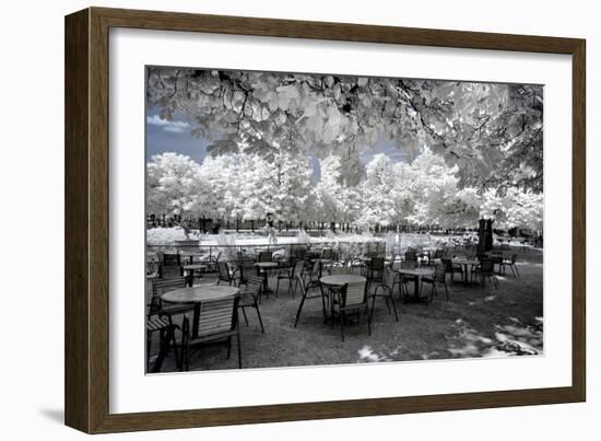 Another Look - Paris-Philippe Hugonnard-Framed Photographic Print