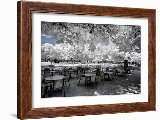 Another Look - Paris-Philippe Hugonnard-Framed Photographic Print