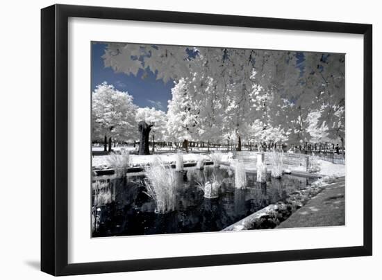 Another Look - Paris-Philippe Hugonnard-Framed Photographic Print