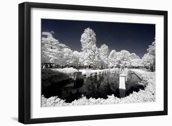 Another Look - Paris-Philippe Hugonnard-Framed Photographic Print