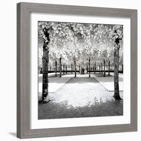 Another Look - Paris-Philippe Hugonnard-Framed Photographic Print