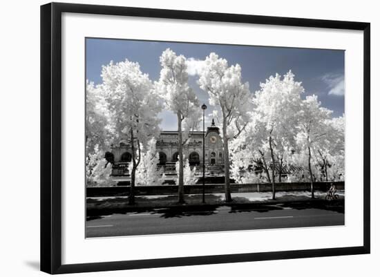 Another Look - Paris-Philippe Hugonnard-Framed Photographic Print