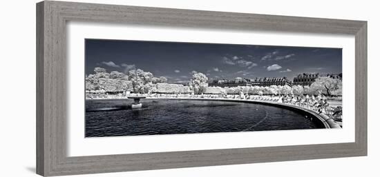 Another Look - Paris-Philippe Hugonnard-Framed Photographic Print