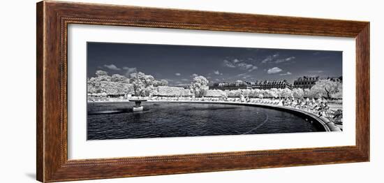 Another Look - Paris-Philippe Hugonnard-Framed Photographic Print