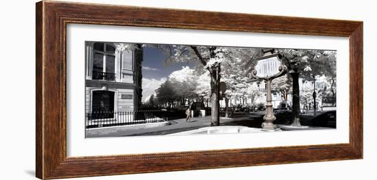 Another Look - Paris-Philippe Hugonnard-Framed Photographic Print