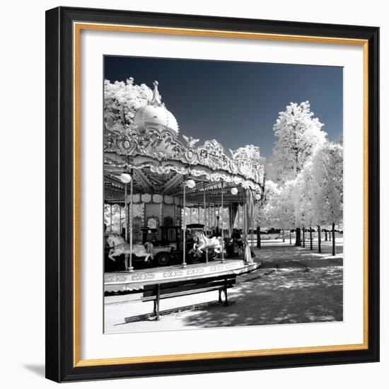 Another Look - Paris-Philippe Hugonnard-Framed Photographic Print