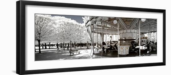 Another Look - Paris-Philippe Hugonnard-Framed Photographic Print