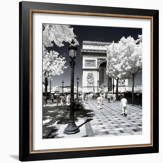 Another Look - Paris-Philippe Hugonnard-Framed Photographic Print