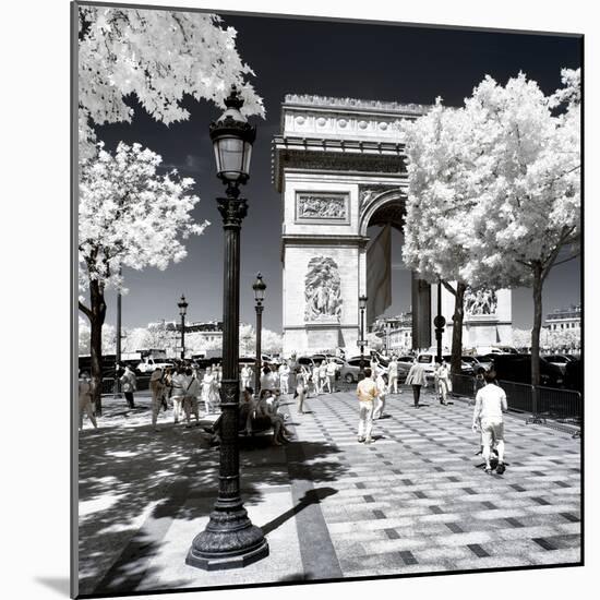 Another Look - Paris-Philippe Hugonnard-Mounted Photographic Print